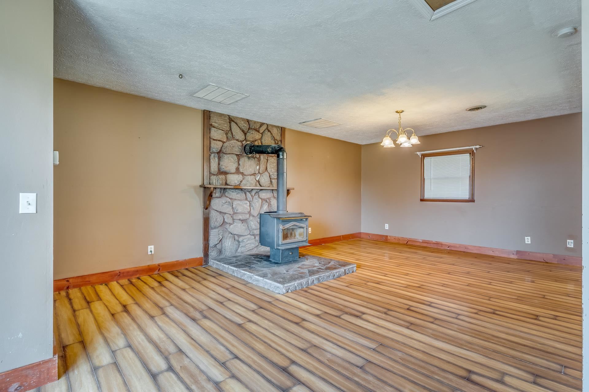 4109 Ridge Road Williams, IN 47470 - Photo 4 of 28 Gallery Image 4