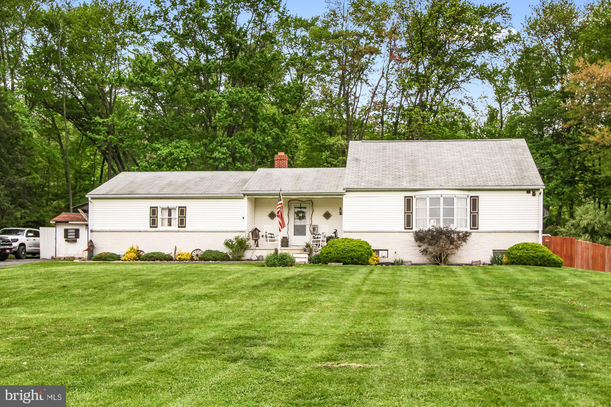 6782 Kopp Road Spring Grove, PA 17362 - Photo 2 of 30