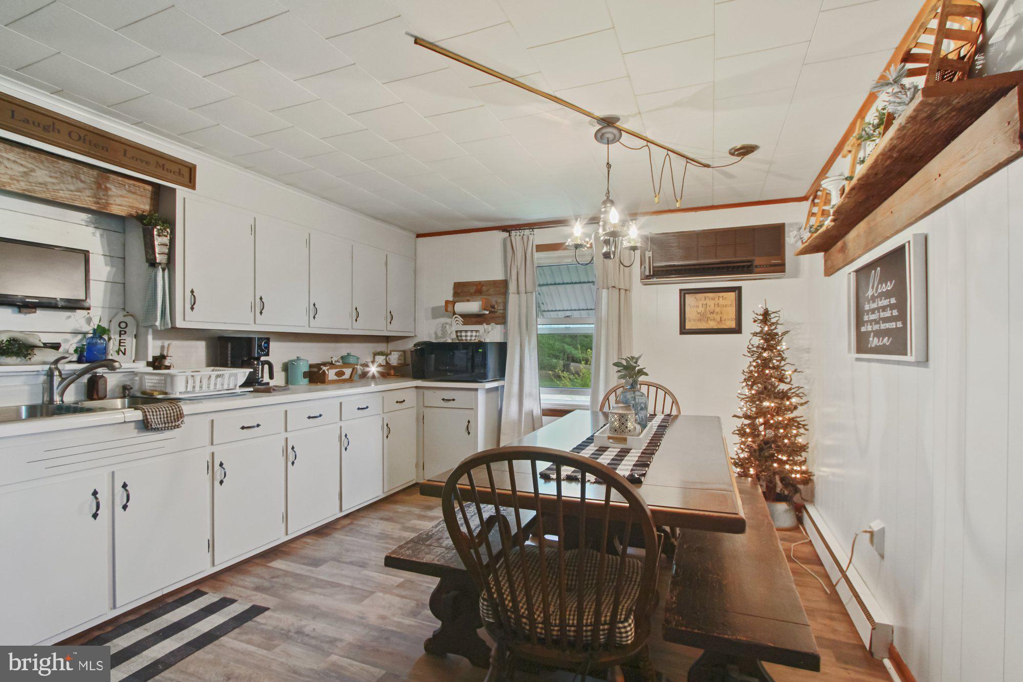 6782 Kopp Road Spring Grove, PA 17362 - Photo 10 of 30