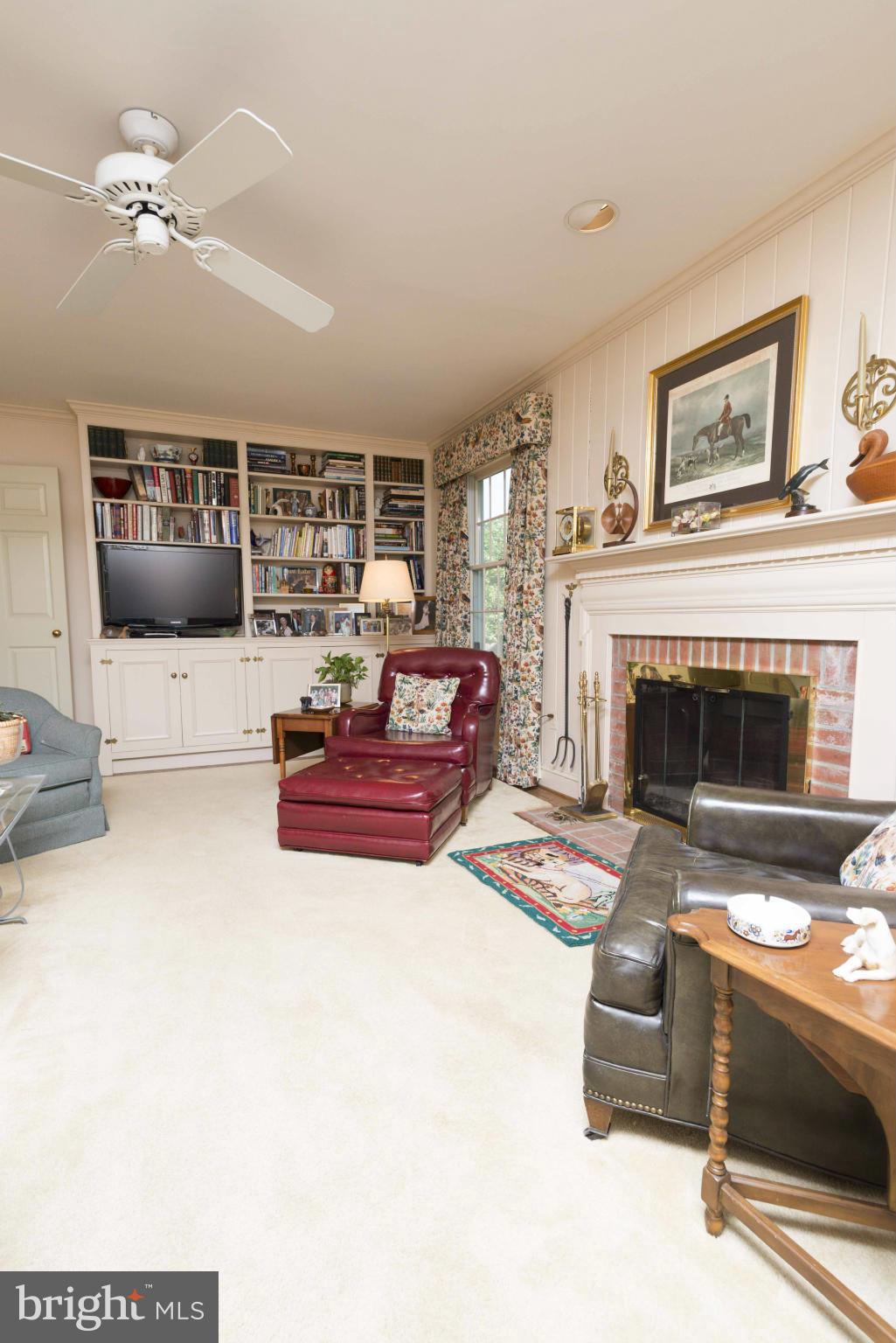4 Charlesbrooke Road Baltimore, MD 21212 - Photo 14 of 28 Family Room