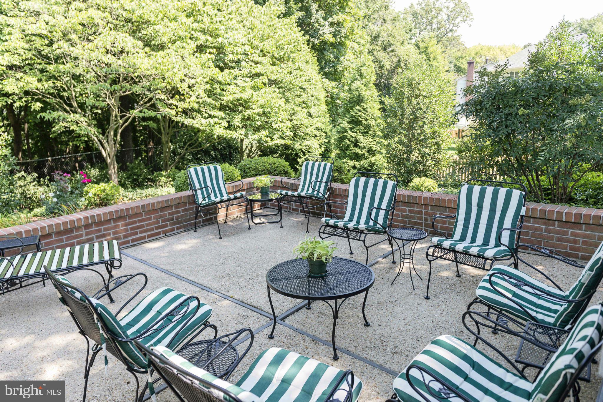 4 Charlesbrooke Road Baltimore, MD 21212 - Photo 24 of 28 Patio 2