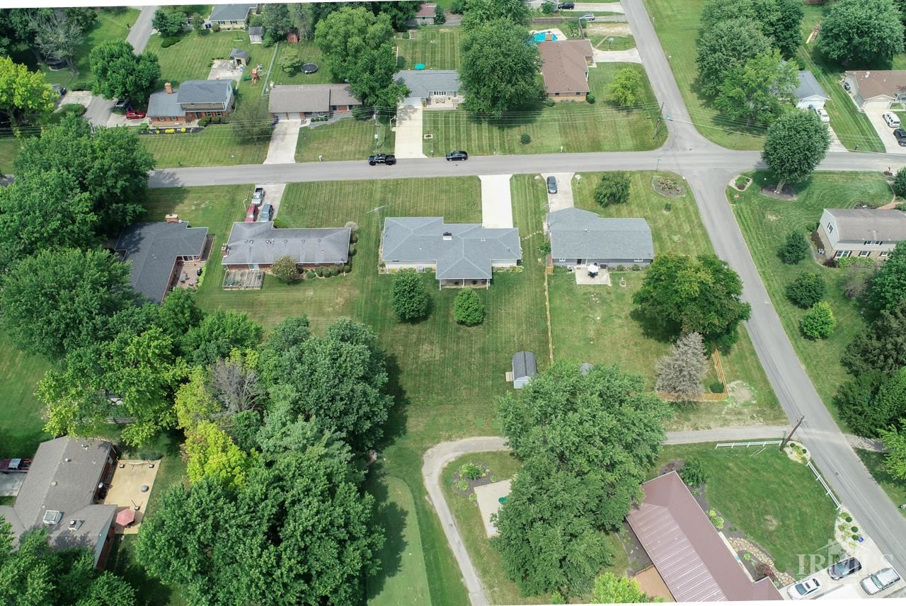 8705 West Butternut Road Muncie, IN 47304 - Photo 4 of 35 Gallery Image 4