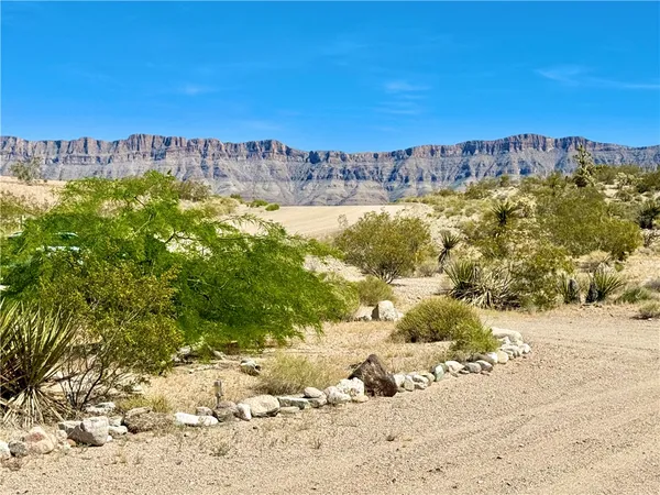 $299,000 | 1080 Meadview Boulevard, Meadview, AZ 86444