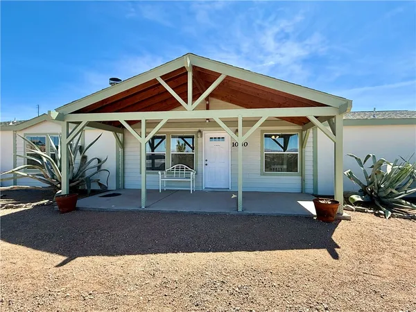 $299,000 | 1080 Meadview Boulevard, Meadview, AZ 86444