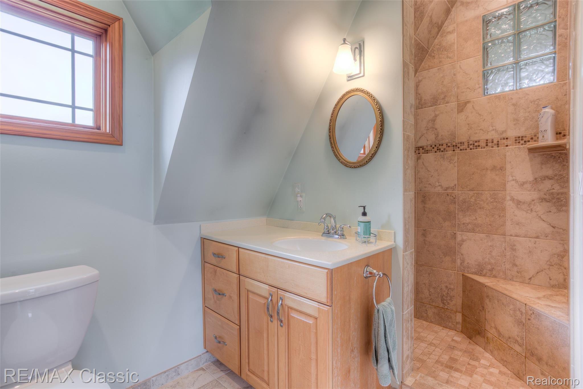 13257 Fagan Road Holly, MI 48442 - Photo 29 of 62 13257 fagan interiors (29).jpg