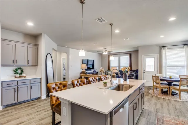 $2,700 | 2353 Waggoner Ranch Drive, Weatherford, TX 76087