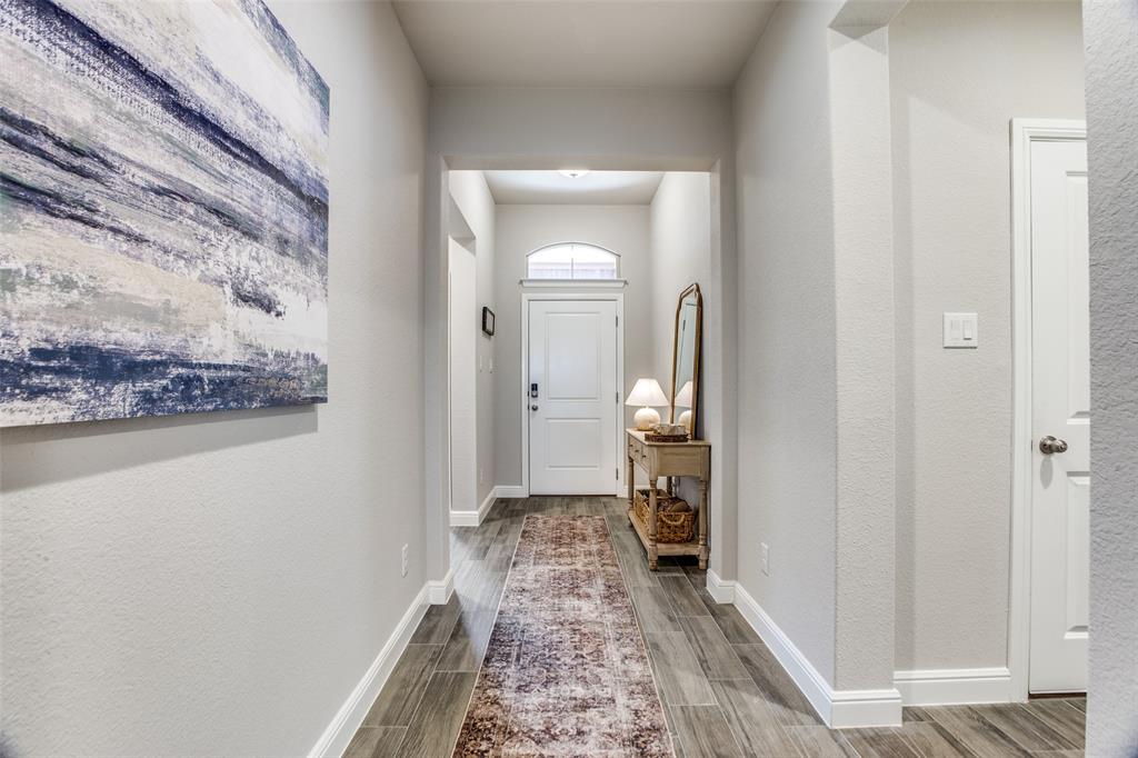 2353 Waggoner Ranch Drive Weatherford, TX 76087 - Photo 3 of 25