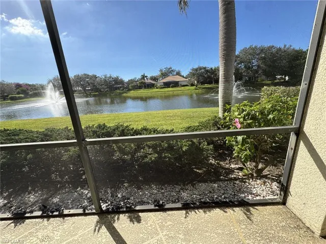 $510,000 | 878 Vistana Circle, Unit 50, Naples, FL 34119