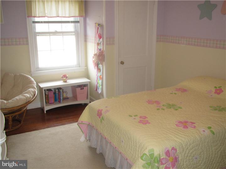 306 Twining Road Oreland, PA 19075 - Photo 13 of 18 Gallery Image 13