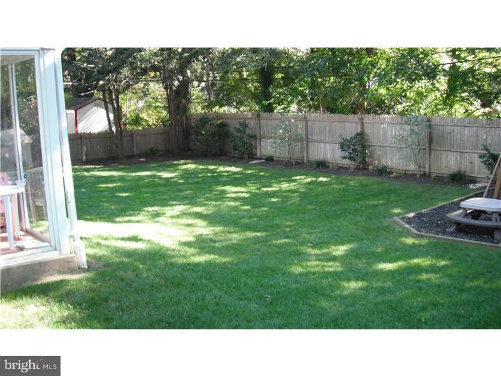 306 Twining Road Oreland, PA 19075 - Photo 17 of 18 Gallery Image 17