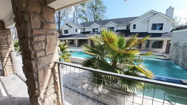 $274,900 | 12455 Melville Drive, Unit 1, Montgomery, TX 77356