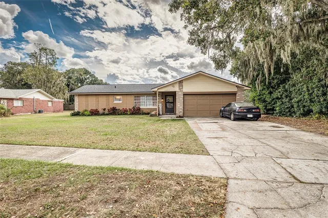 $285,000 | 3077 Heather Glynn Drive, Mulberry, FL 33860