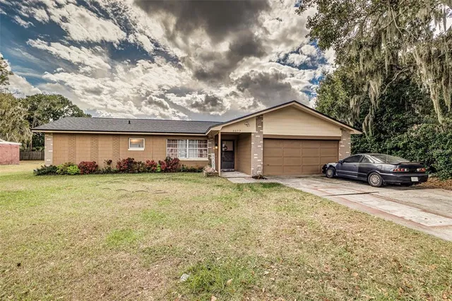 $285,000 | 3077 Heather Glynn Drive, Mulberry, FL 33860