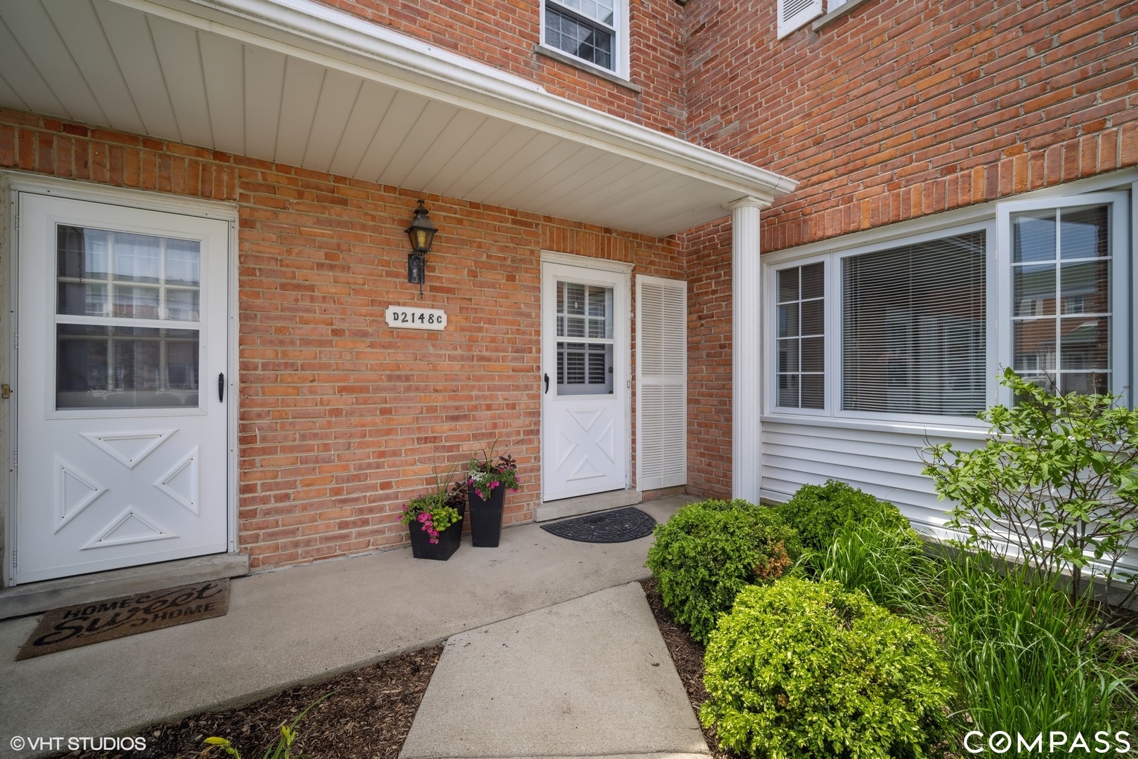 2148 Rugen Road, Unit C Glenview, IL 60026 - Photo 1 of 16 Gallery Image 1
