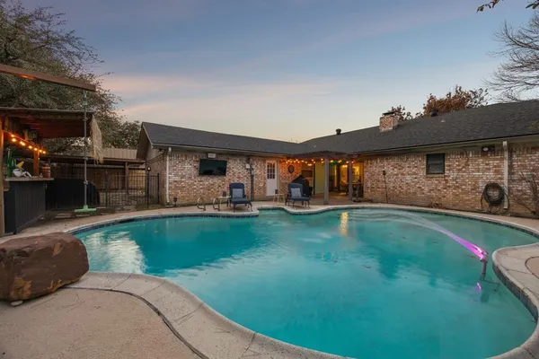 $445,000 | 413 Baker Drive, Hurst, TX 76054