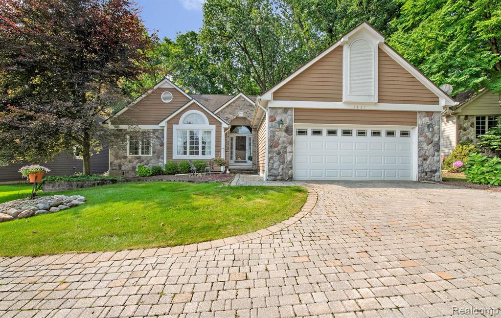 3411 Fairgrove Terrace Rochester Hills, MI 48309 - Photo 1 of 42