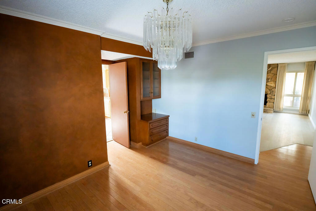 691 Springfield Avenue Ventura, CA 93004 - Photo 18 of 30 a view of entryway with wooden floor