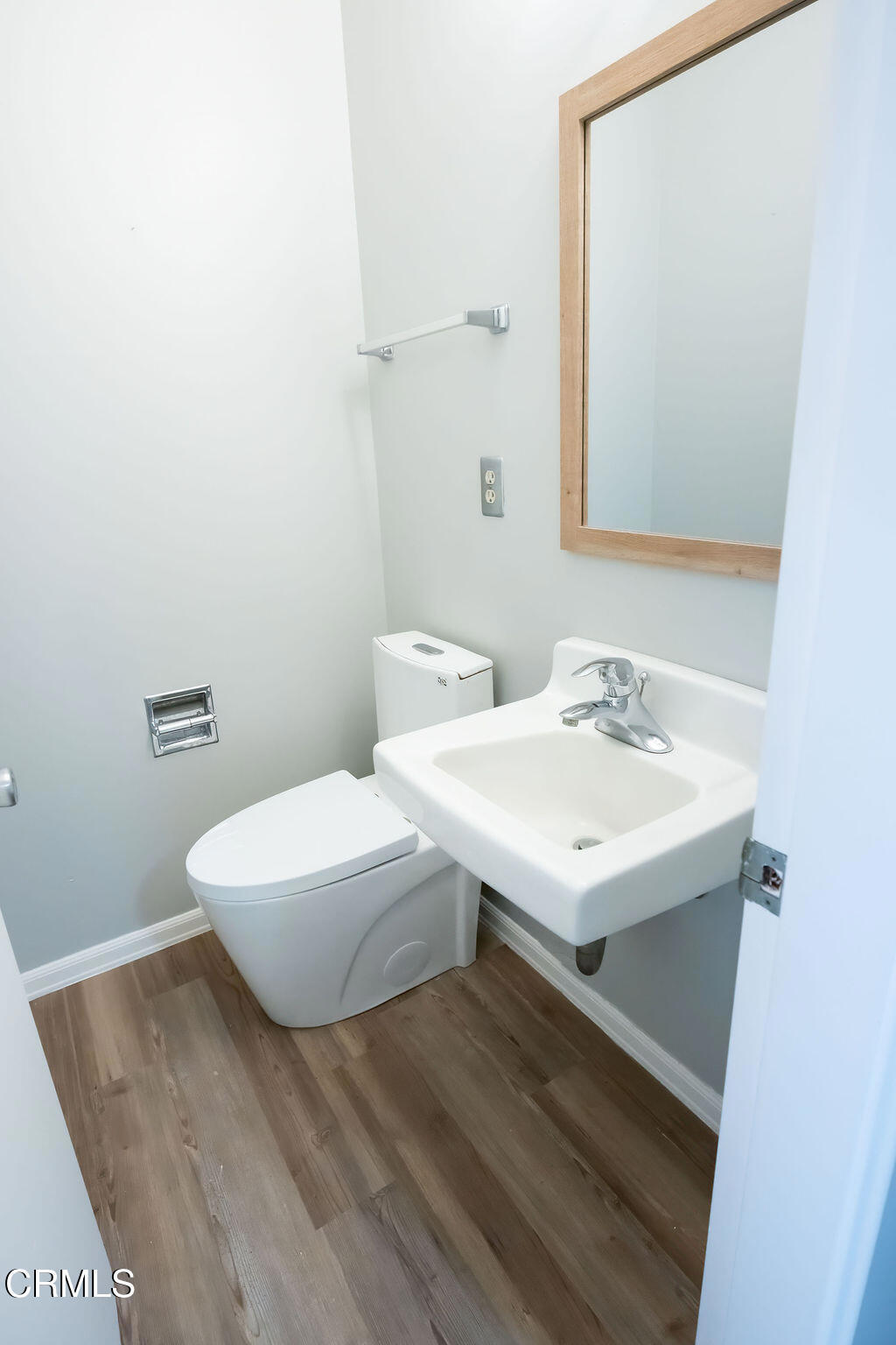 691 Springfield Avenue Ventura, CA 93004 - Photo 28 of 30 a bathroom with a sink and a toilet