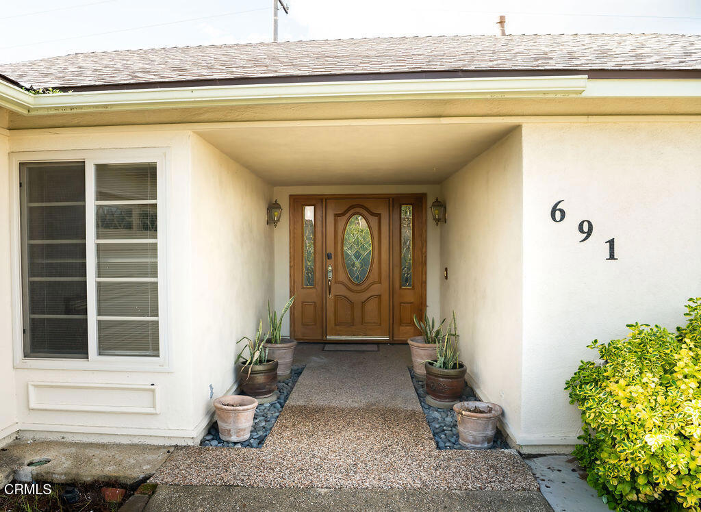 691 Springfield Avenue Ventura, CA 93004 - Photo 4 of 30 a view of entrance gate of the house