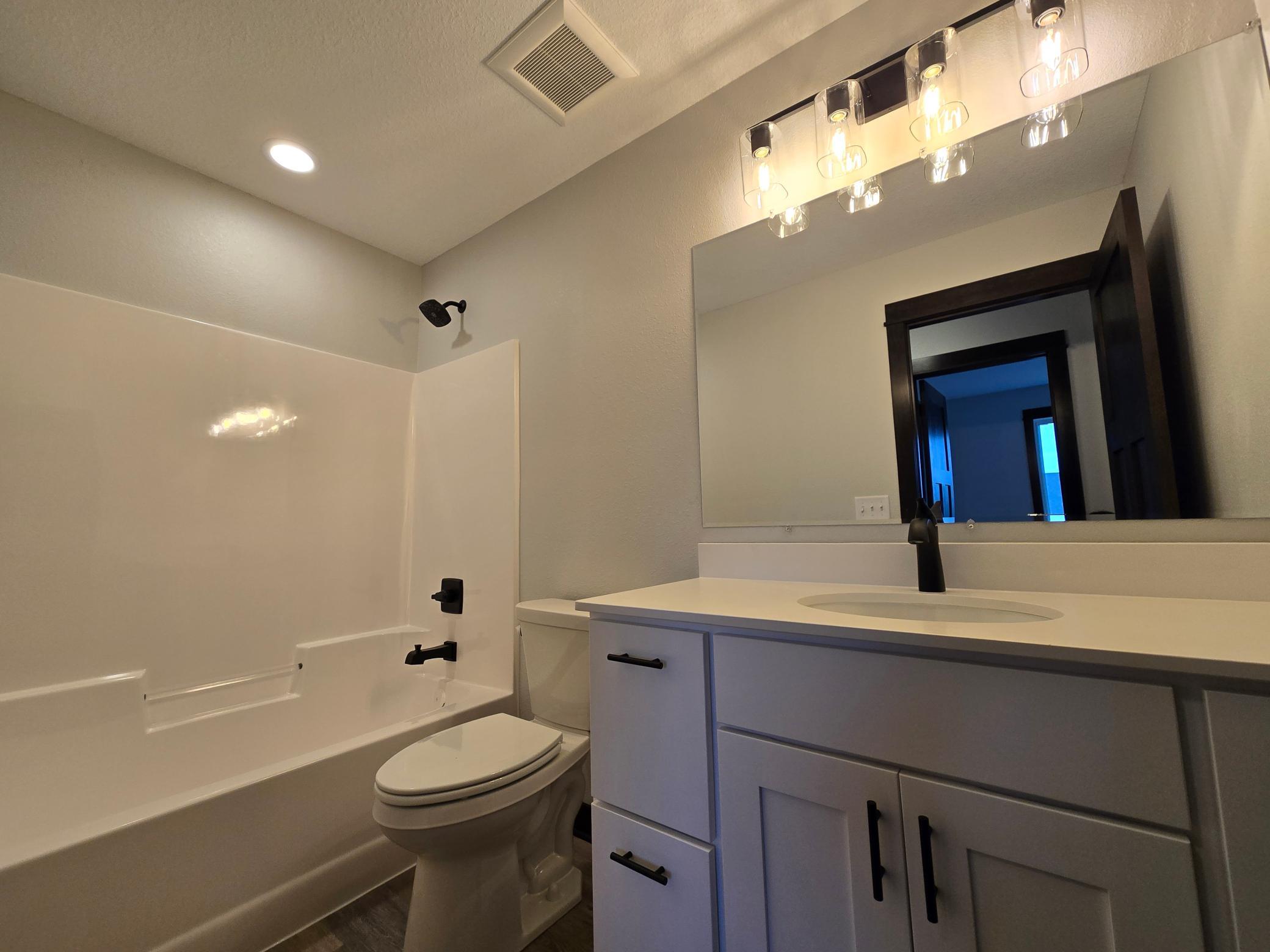 1104 8th Avenue Southeast Waseca, MN 56093 - Photo 16 of 24