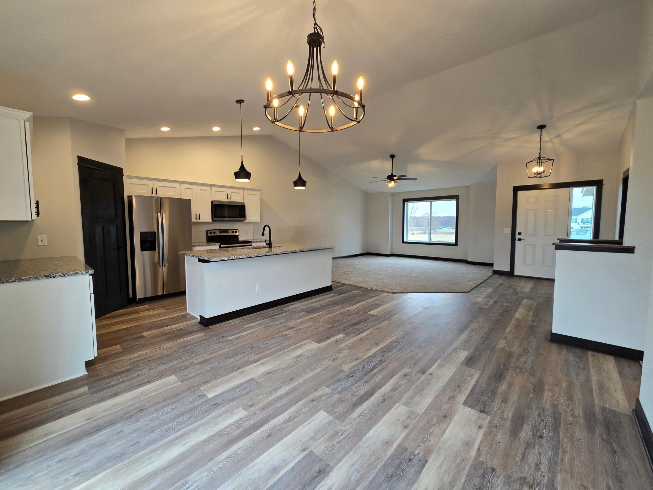 1104 8th Avenue Southeast Waseca, MN 56093 - Photo 9 of 24