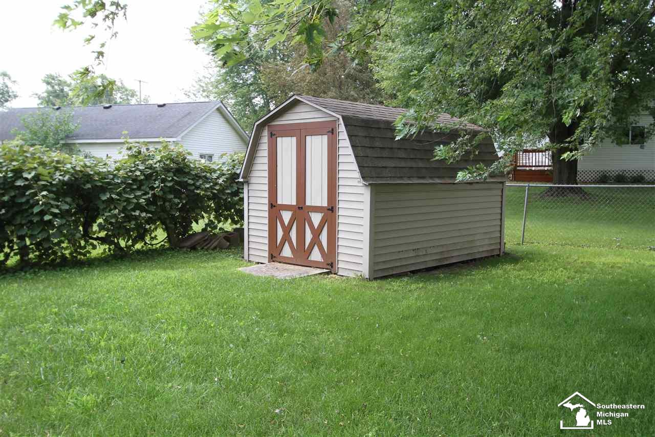 4601 Bluebush Road Monroe, MI 48162 - Photo 34 of 36