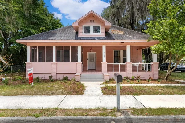 $225,000 | 21927 Southeast 69th Avenue, Hawthorne, FL 32640