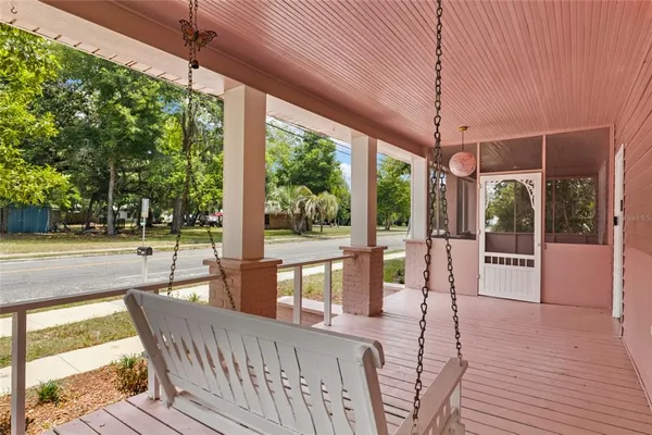 $225,000 | 21927 Southeast 69th Avenue, Hawthorne, FL 32640