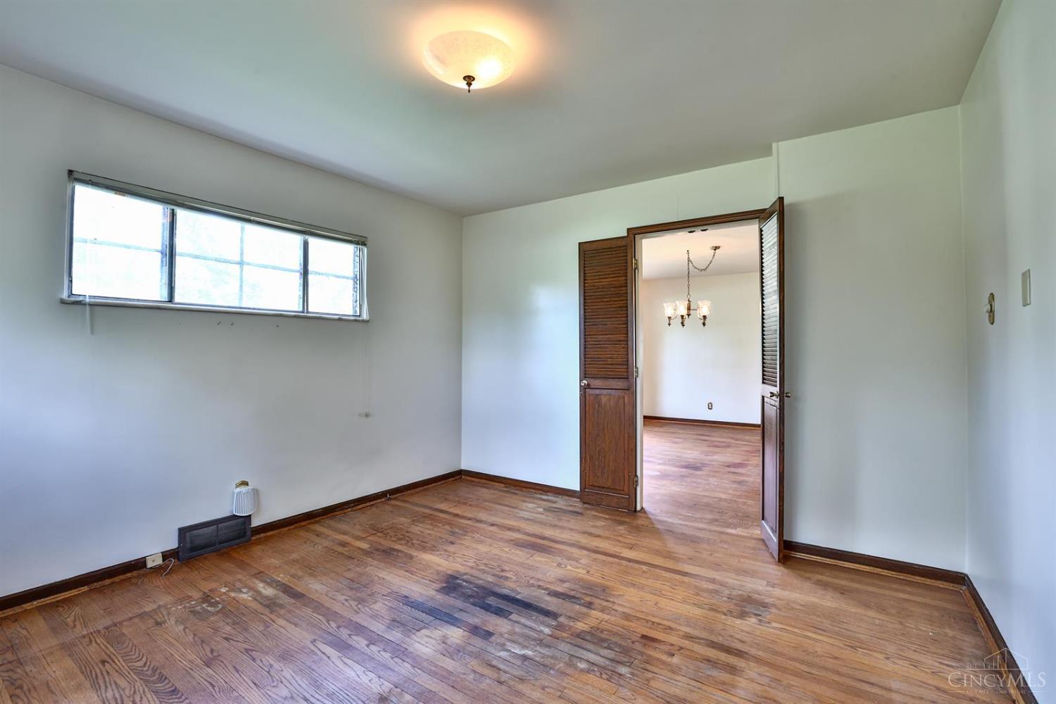 926 Reily Road Wyoming, OH 45215 - Photo 22 of 39