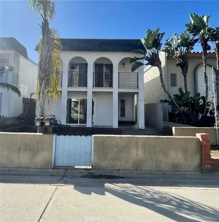 $4,600 | 82 16th Street, Hermosa Beach, CA 90254