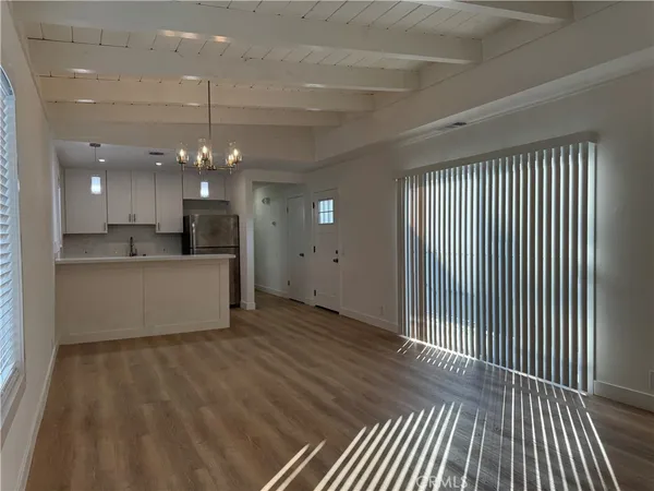 $4,600 | 82 16th Street, Hermosa Beach, CA 90254