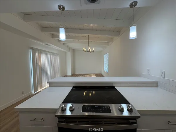 $4,600 | 82 16th Street, Hermosa Beach, CA 90254