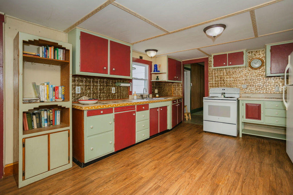 29 Wilson Street Anson, ME 04911 - Photo 5 of 44 taylor-kaminsky-photo-3