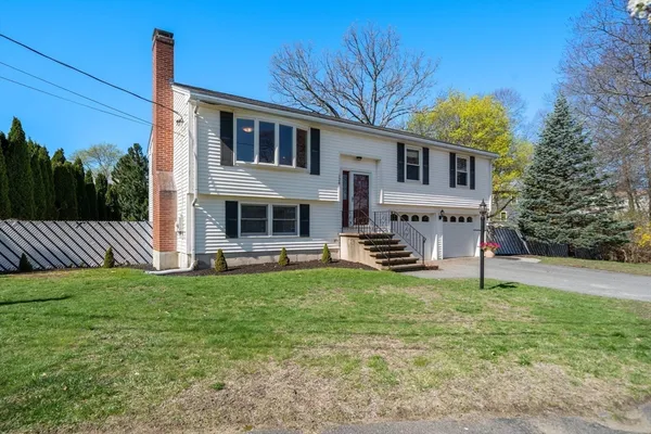 $965,000 | 126 Hanscom Avenue, Reading, MA 01867