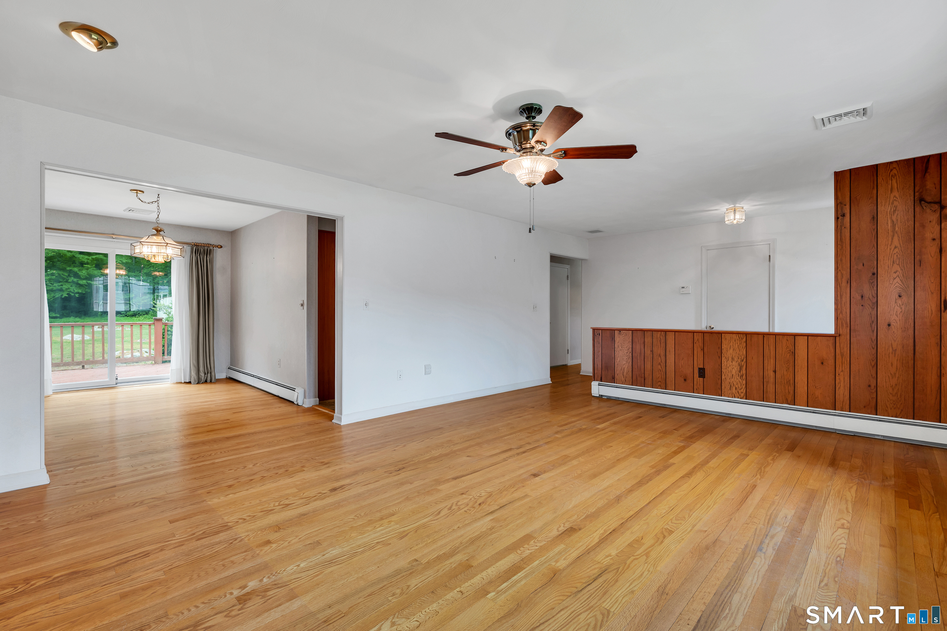 688 Raymond Hill Road Montville, CT 06370 - Photo 11 of 40