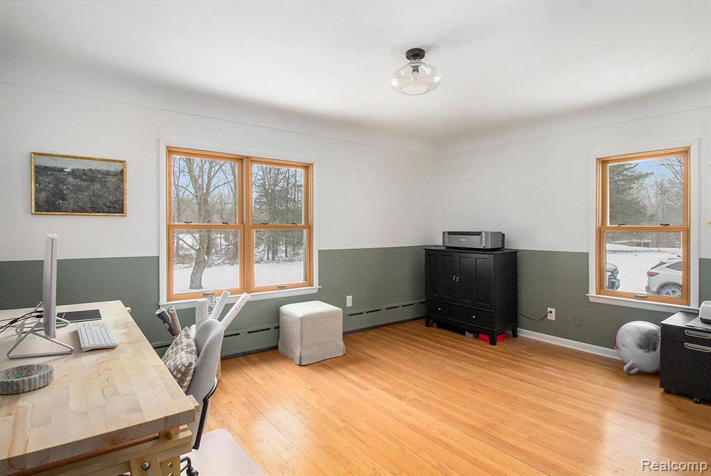 4275 Fenton Road Hartland, MI 48353 - Photo 11 of 32 Gallery Image 11