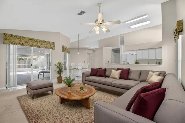 $524,999 | 16604 Lake Heather Drive, Tampa, FL 33618