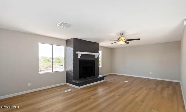 $389,999 | 3032 East 15th Avenue, Apache Junction, AZ 85119