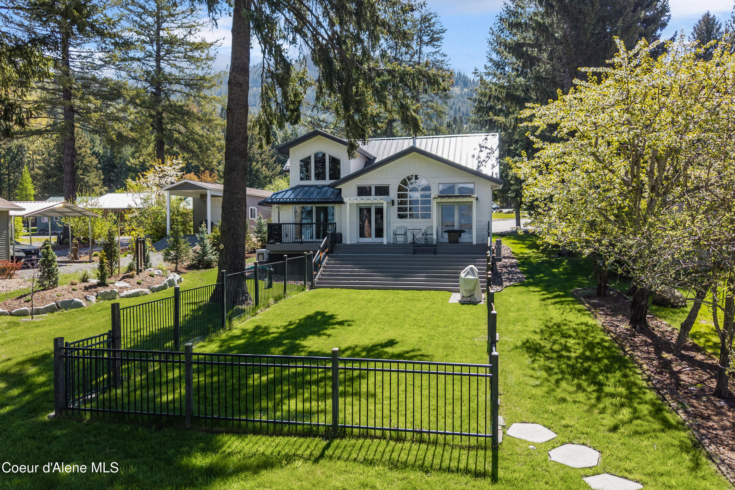 239 Pierce Lane Sagle, ID 83860 - Photo 4 of 85 DJI_20260501022824_0078_D