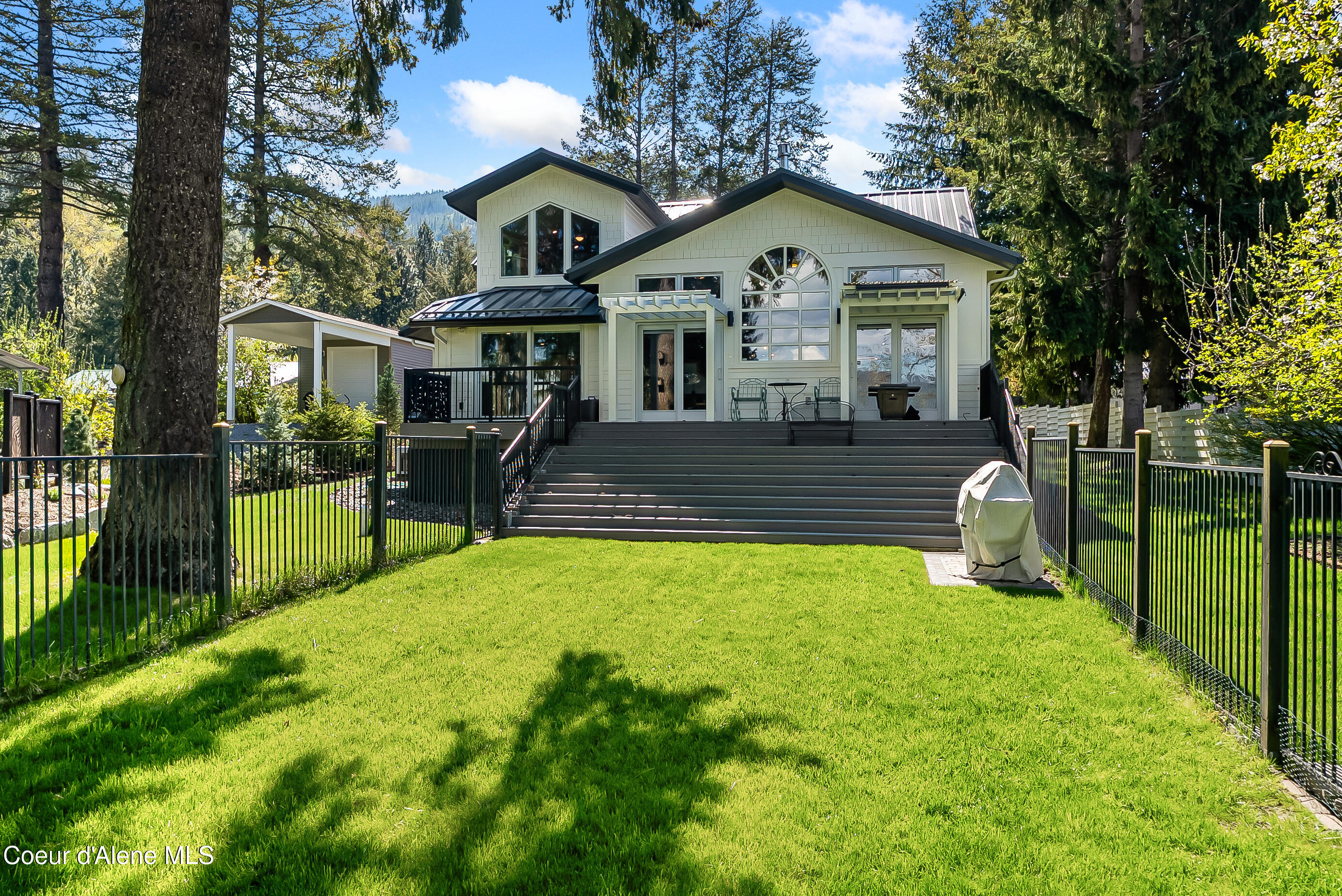 239 Pierce Lane Sagle, ID 83860 - Photo 60 of 85 DSC07010