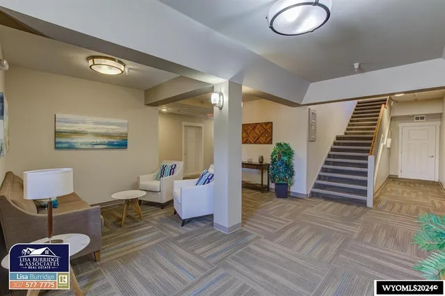 $5,989,000 | 623 South Wolcott Street, Casper, WY 82601