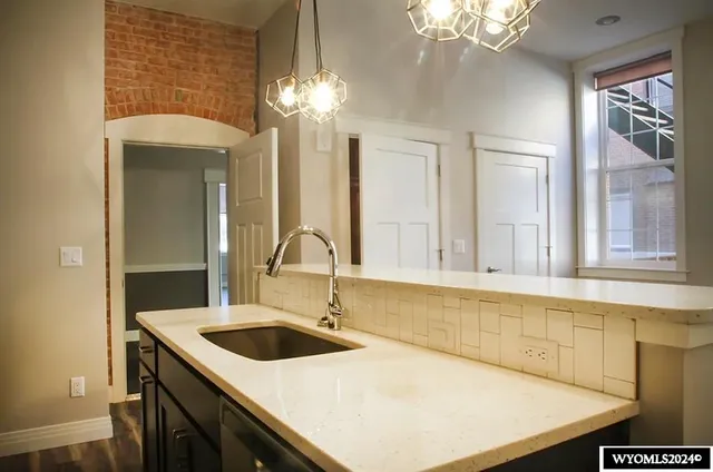 $5,989,000 | 623 South Wolcott Street, Casper, WY 82601