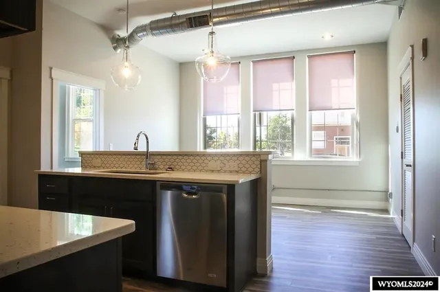 $5,989,000 | 623 South Wolcott Street, Casper, WY 82601