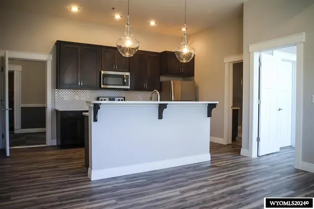 $5,989,000 | 623 South Wolcott Street, Casper, WY 82601