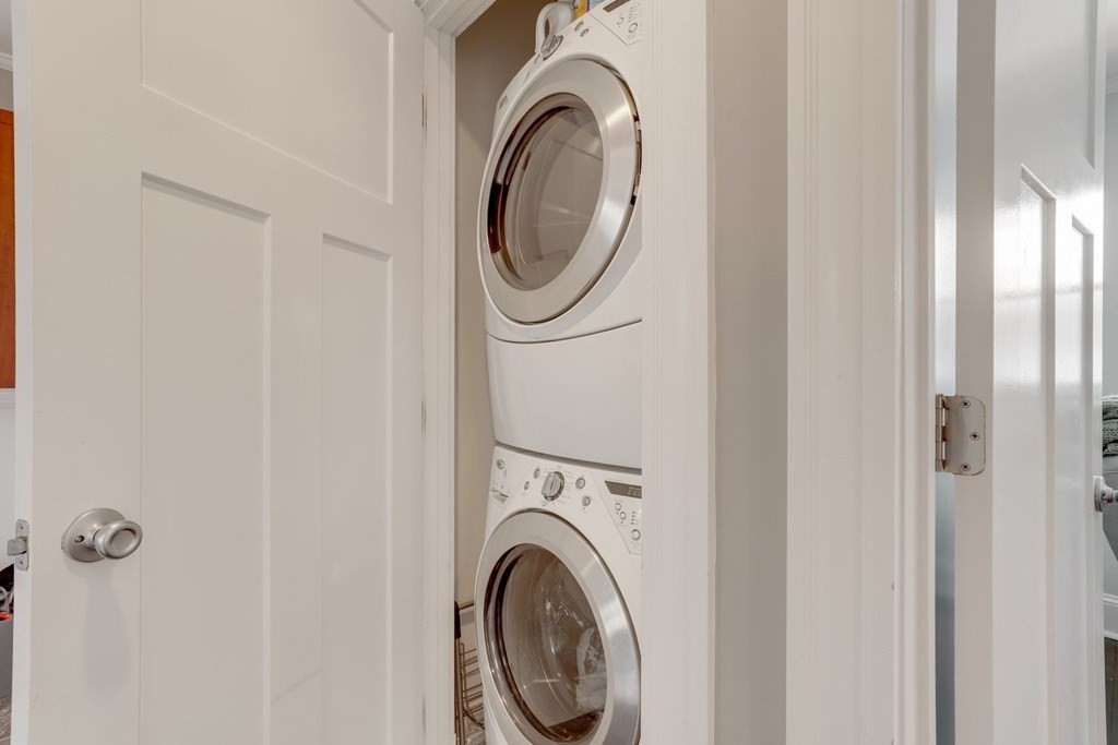 7-9 Goodway Road, Unit 2 Boston, MA 02130 - Photo 21 of 33 a utility room with dryer and washer