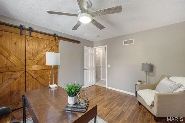 $185,000 | 2411 Dordogne Drive, Maryland Heights, MO 63043