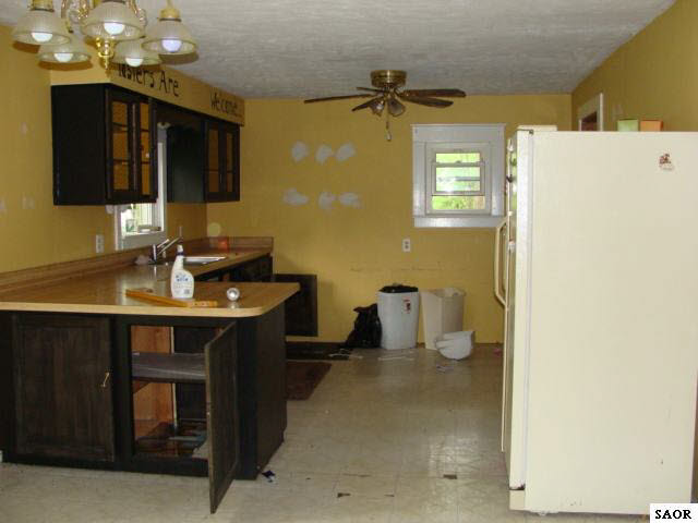 7045 West Braden Road Perry, MI 48872 - Photo 7 of 7 41628-6.JPG