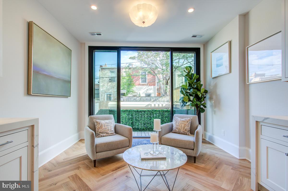 636 E Street Northeast Washington, DC 20002 - Photo 24 of 72