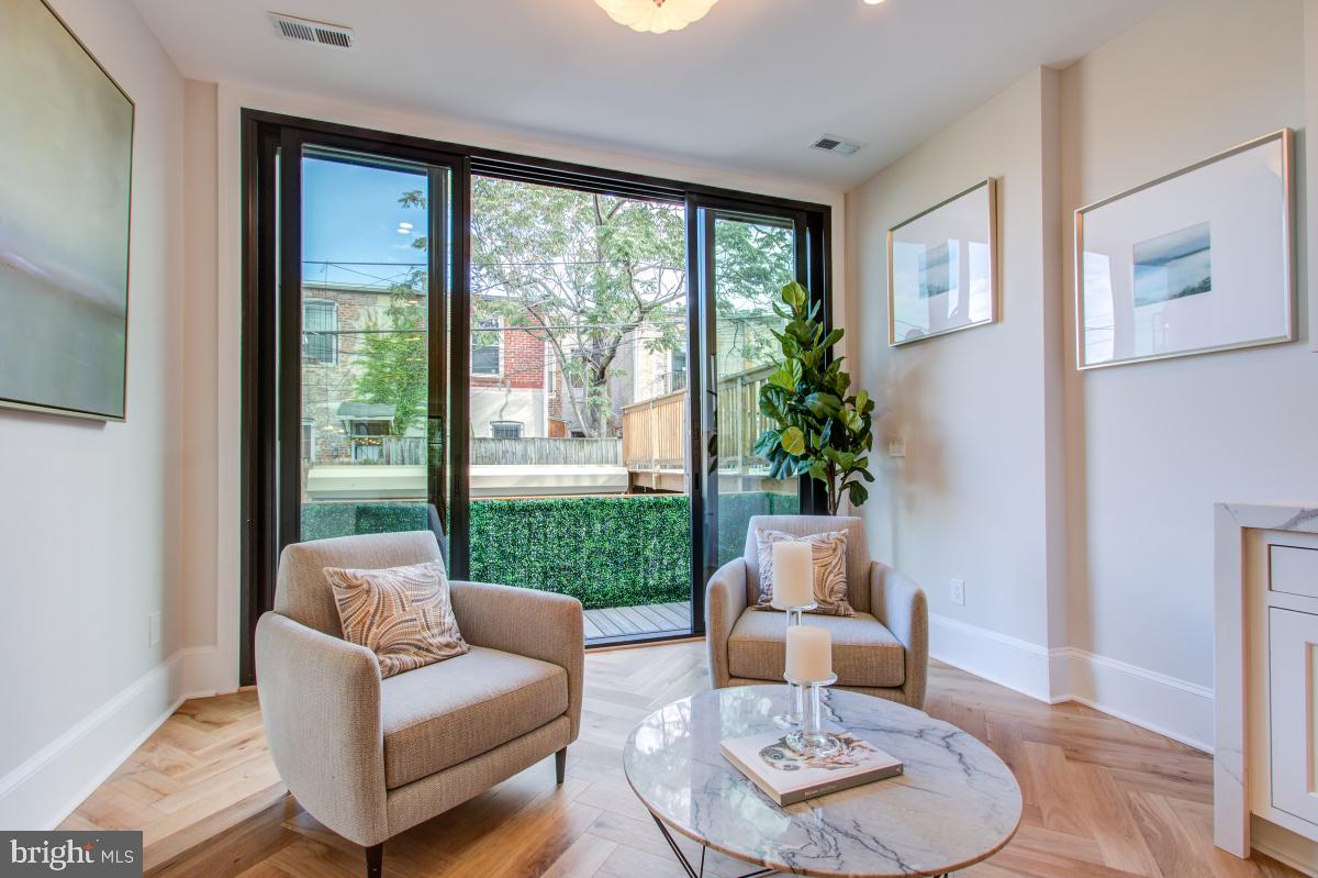 636 E Street Northeast Washington, DC 20002 - Photo 26 of 72