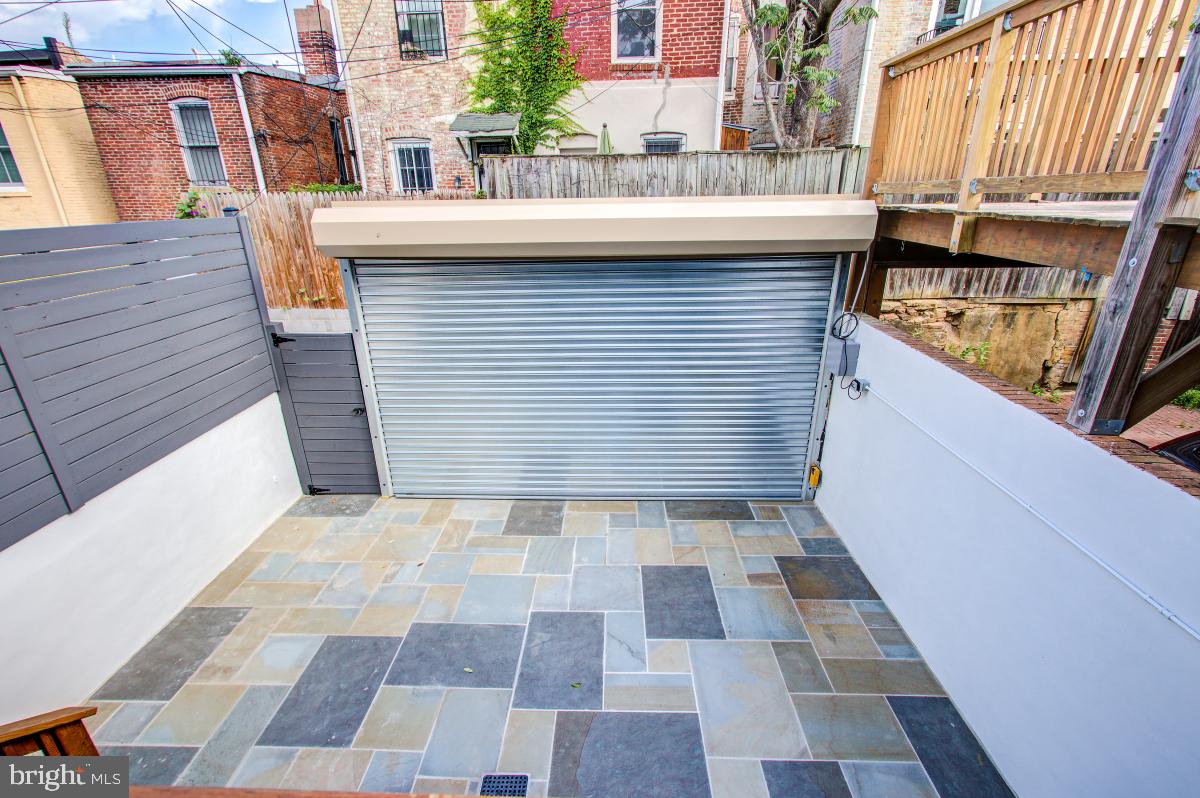 636 E Street Northeast Washington, DC 20002 - Photo 29 of 72